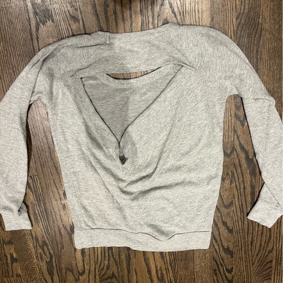 Chaser Grey sweatshirt I love dogs size x small - Picture 3 of 3